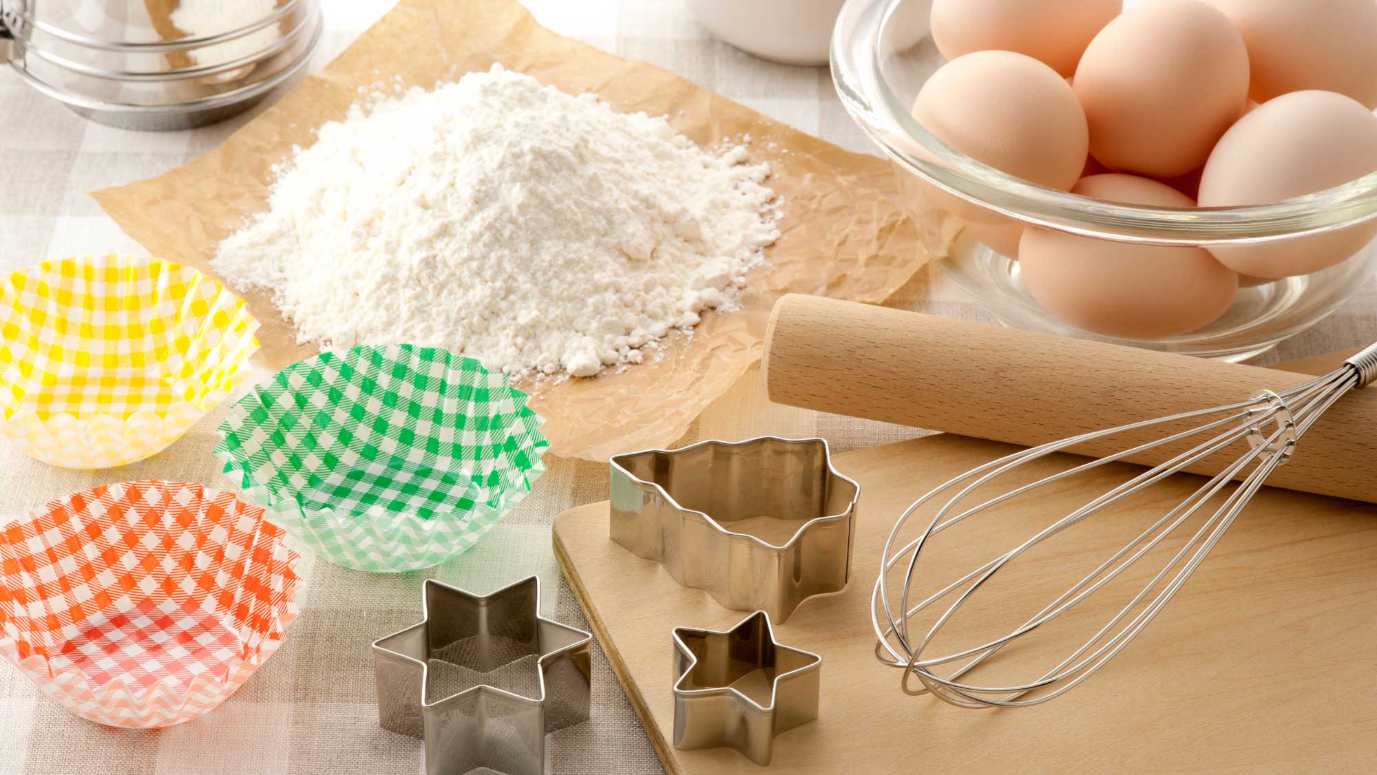 Must have baking equipment – 15 baking supplies every kitchen needs